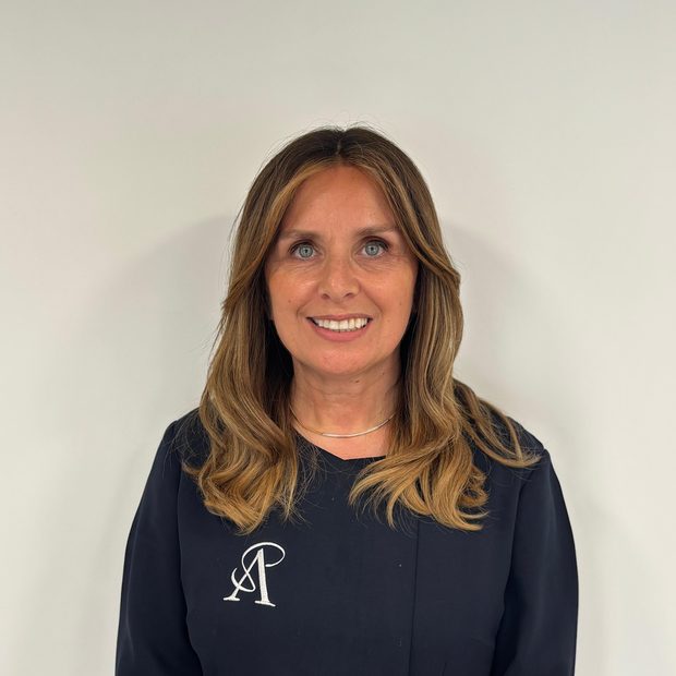 Portrait de Karine, cabinet dentaire Smile Act