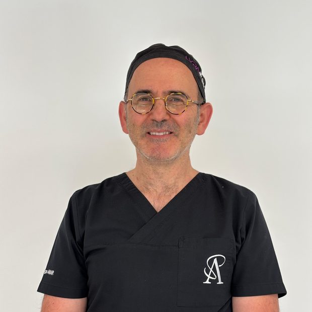 Portrait de Dr Serge Amar, cabinet dentaire Smile Act